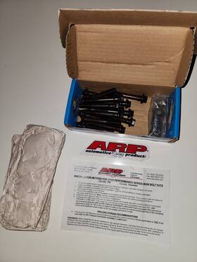 146-5001 Arp Jeep Main Bolt Kit - 4.0l Inline 6 1987-2006