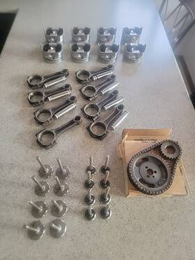 L2467 Chrysler Set Of 8 Mopar 400 Big Block Pistons Rods Valves And Chain