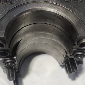 3945669 Cummins 3936057 Main Caps With Bolts 2003 24 Valve Dodge Ram Diesel 5.9l