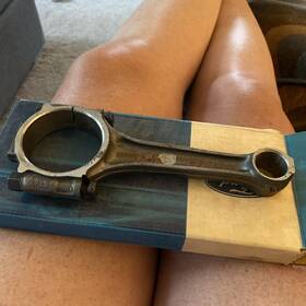 E63e-b1a Ford 1118 2.5l Connecting Rod Cast#