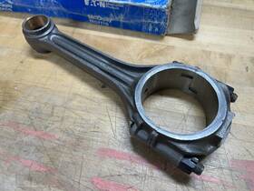 R-242 Mcquay-norris Nos Reconditioned Connecting Rod Gmc 228 248 270 302