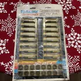 P4120069 Mopar Performance 426 Hemi Rod Bolts Set