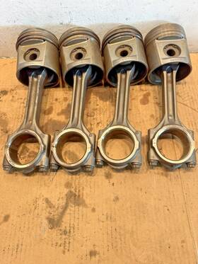 105143 Perkins Set Of 4 Cat 4.4 Piston With Connecting Rod 1104 Diesel Engine Oem