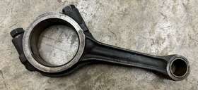 837-750 Triumph 211044 Tr2 Through Tr4a Connecting Rod With Bolts Used