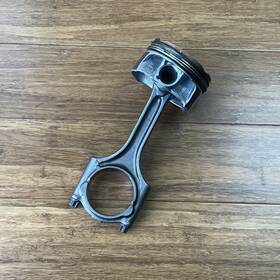 32249178 Volvo 2019-2025 S60 2.0l Engine Connection Rod And Piston 10k Miles Oem