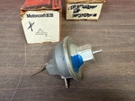 Nos Ford Motorcraft D2PZ-12370-L Distributor Vacuum Advance 326. Fixed Price $29.99.