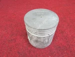 Piston + 4/10 Fiat 1100 D 4128553. Fixed Price $80.95.