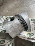 Land Rover 2.6 6CYL Nos Engine Piston Set With Rings, Pins Circlips. Fixed Price $700.00.